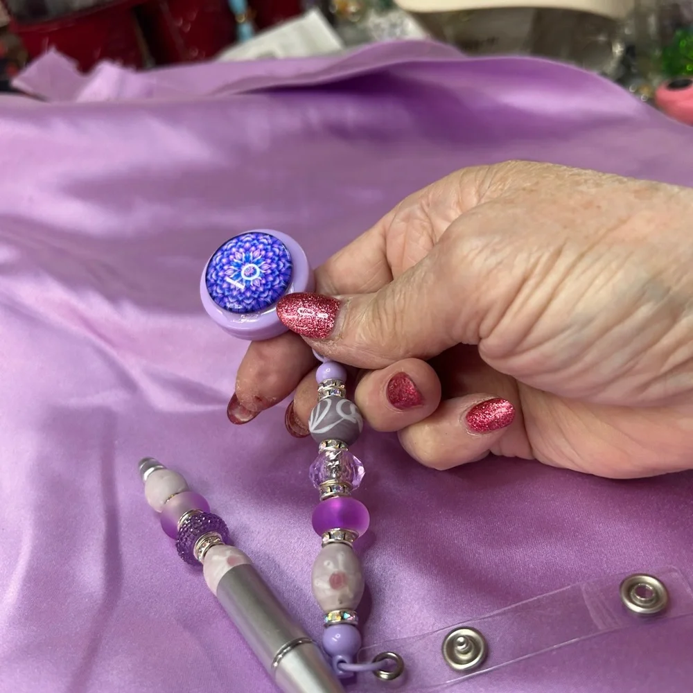 Beaded Retractable Badge Reel and Pen Set - Lavender